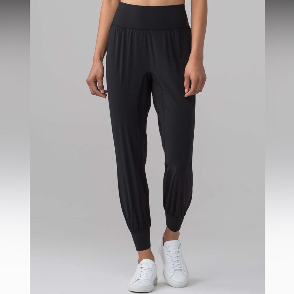 Lululemon Sun Setter Jogger - Black